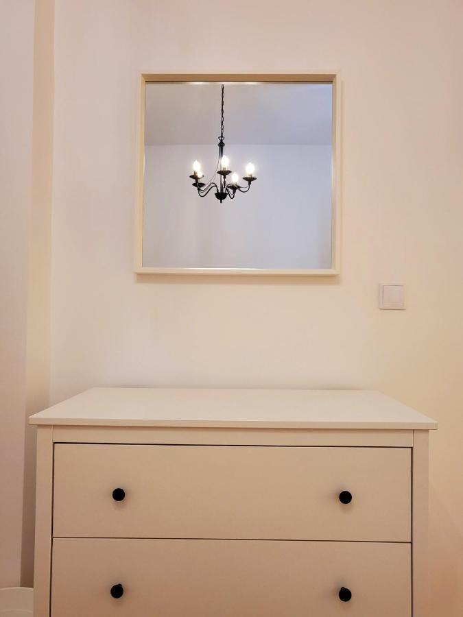 Centrum Grand Apartament Appartement Świdnica Buitenkant foto